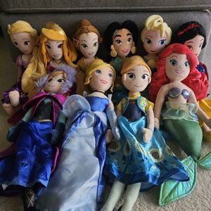 Princess plus dolls